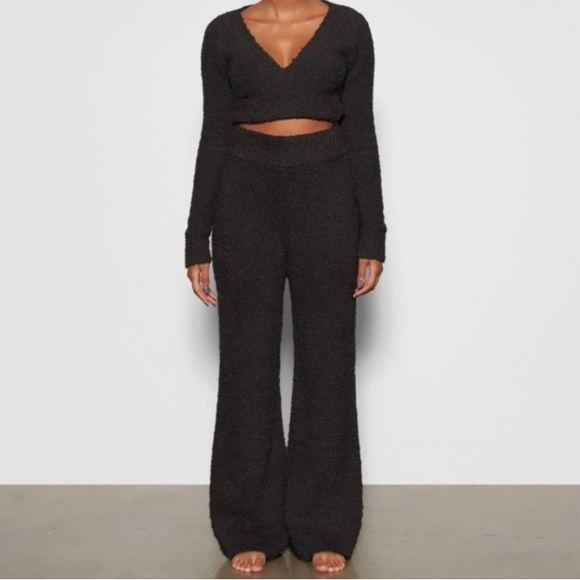 Skims Cozy Knit Wrap Top and Cozy Knit Joggers Matching Set size S/M